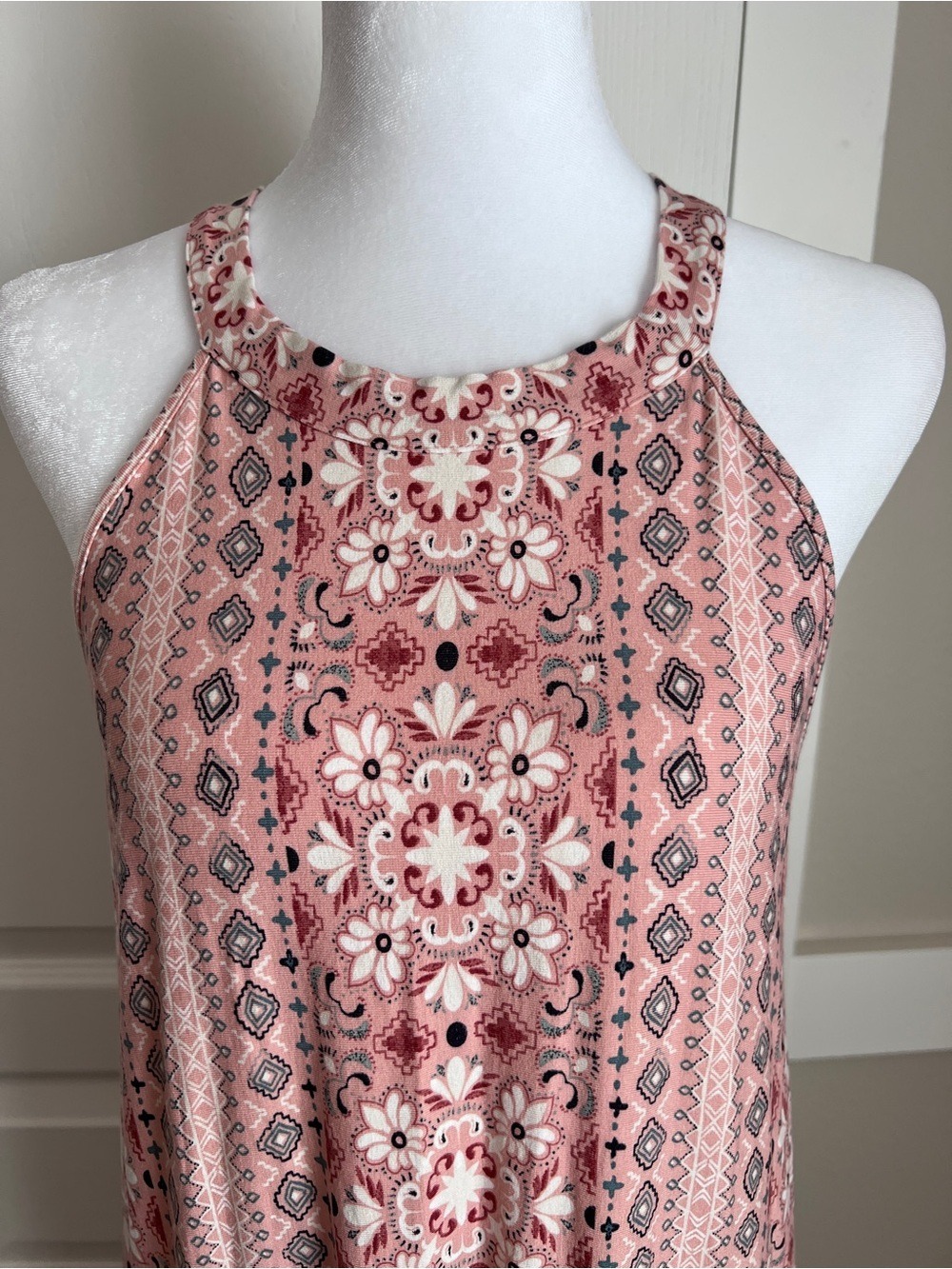 Ann Taylor LOFT Pink Geometric Floral Halter Maxi Dress - Size Large - Picture 4 of 12